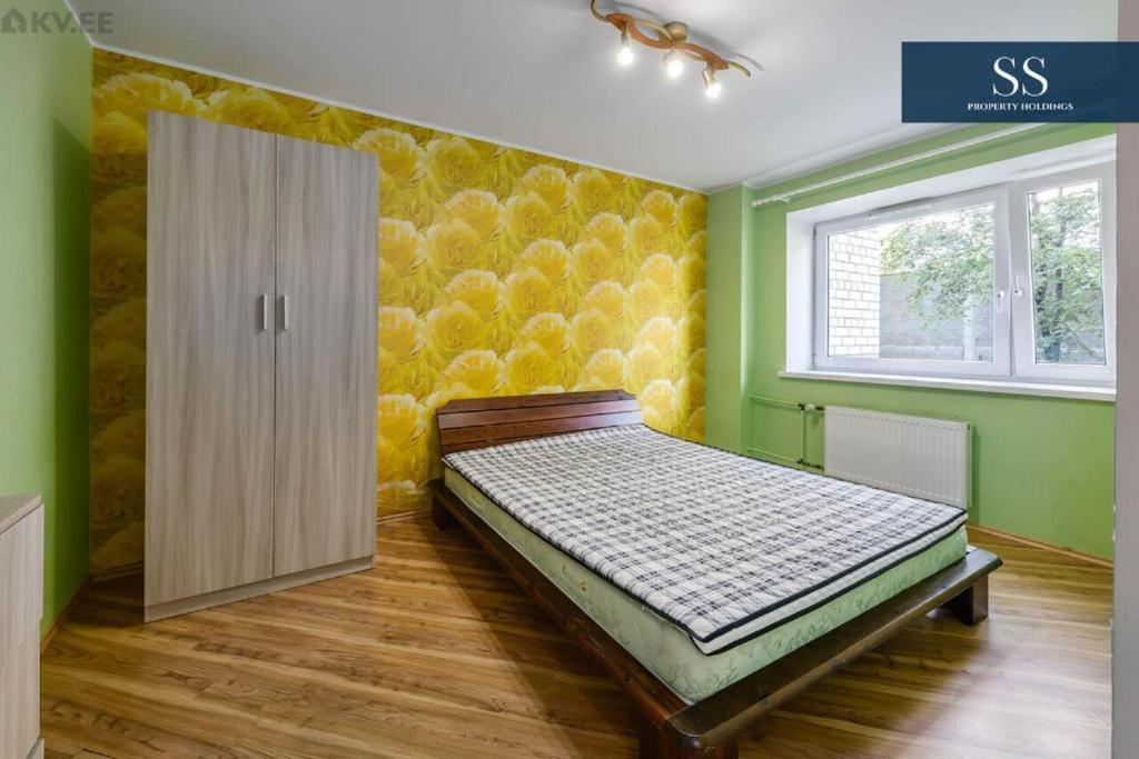 Bright Apartment Near Bus Statioon ทาลลินน์ ภายนอก รูปภาพ
