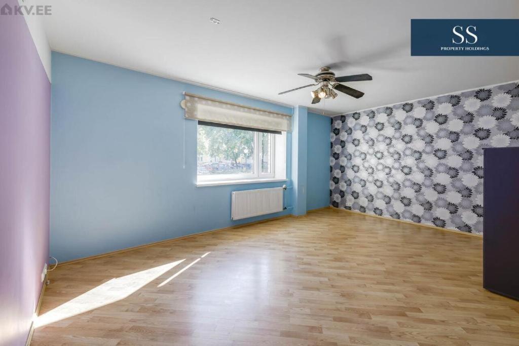 Bright Apartment Near Bus Statioon ทาลลินน์ ภายนอก รูปภาพ